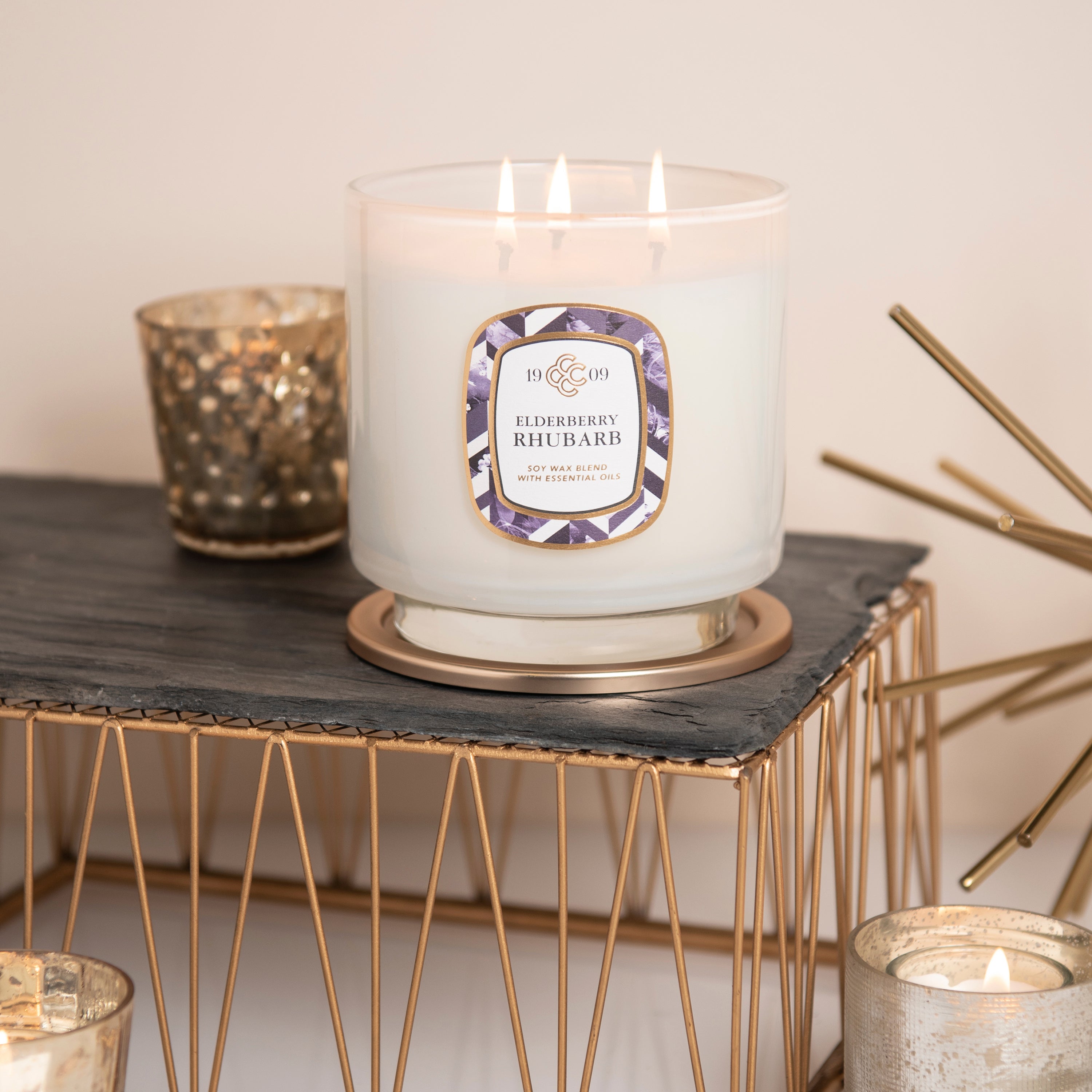 elderberry_rhubarb_candle