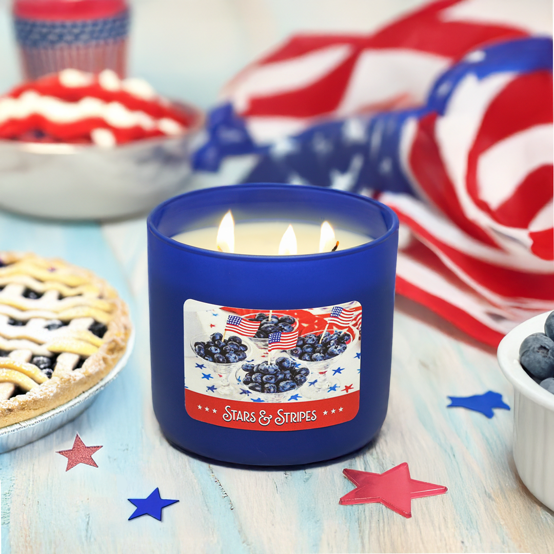 Stars & Stripes Candle, Lifestyle Image